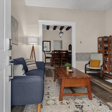 Modern 2Br Near Dt, 8Min Walk To Park&Conservatory Колумбус Екстер'єр фото